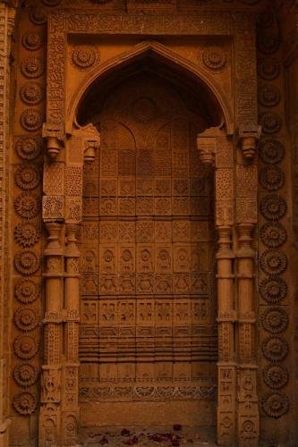 Makli Necropolis Photos by Mobeen Ansari