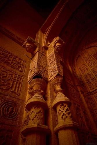 Makli Necropolis Photos by Mobeen Ansari