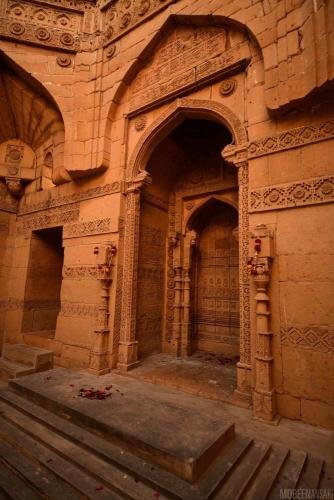Makli Necropolis Photos by Mobeen Ansari